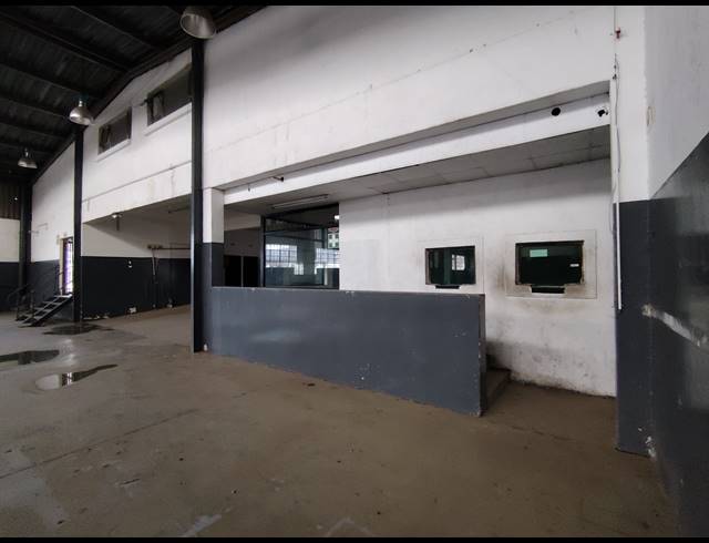 1,757M² WAREHOUSE TO LET IN GERMISTON CENTRAL